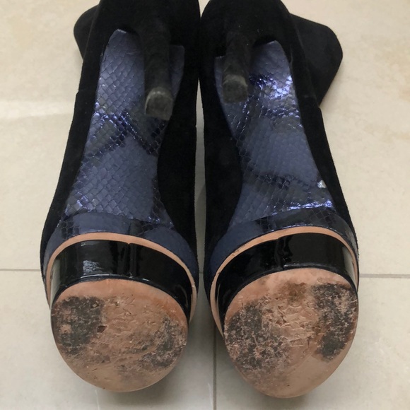 Brian Atwood- Fuveau Bootie- 7.5 Black Suede - Picture 7 of 13